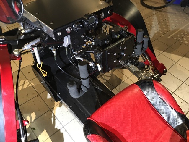 Pull-pull steering for swincar